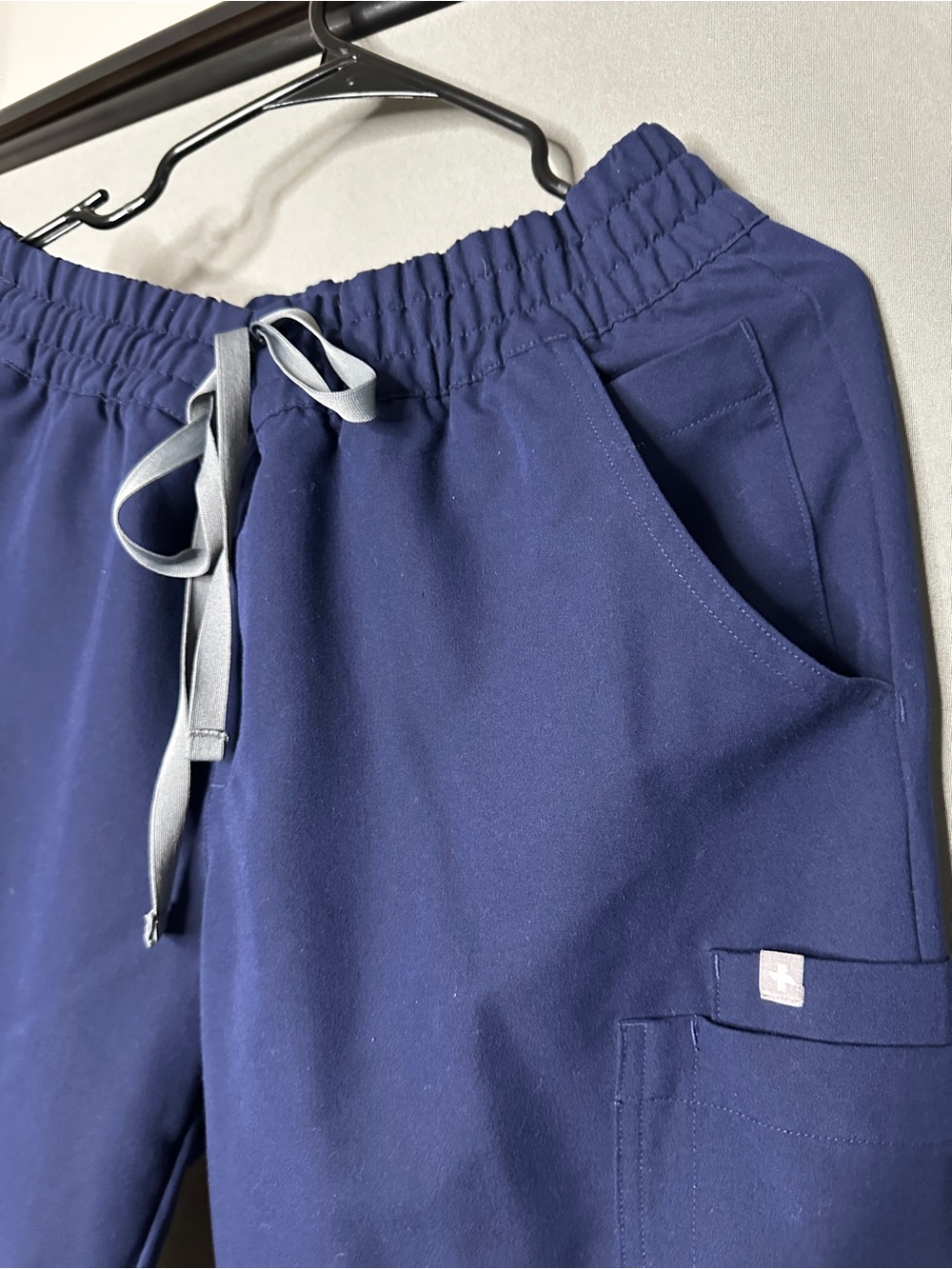 Figs Uman Scrub Pants - Picture 9 of 13